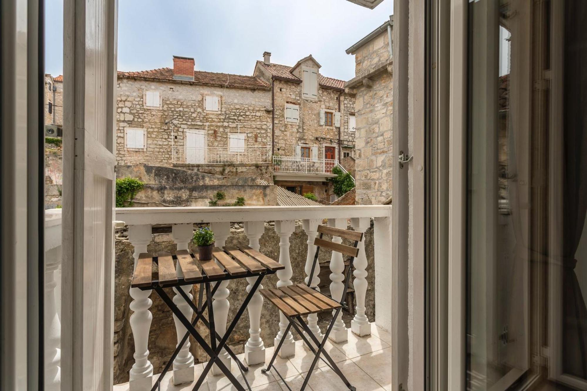 Riva Apartments Villa Thalia - Milna, Brac Milna  Luaran gambar