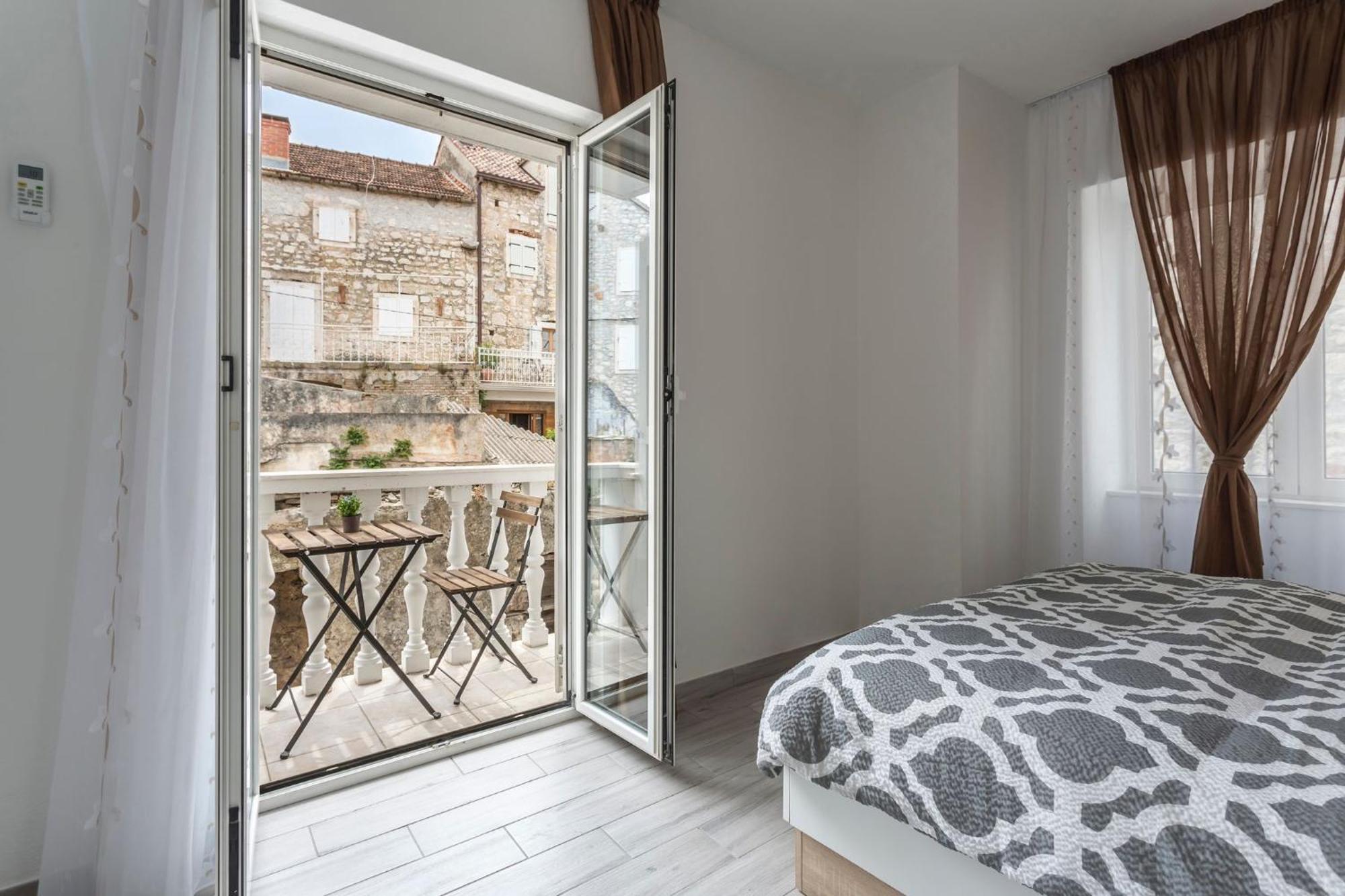 Riva Apartments Villa Thalia - Milna, Brac Milna  Luaran gambar
