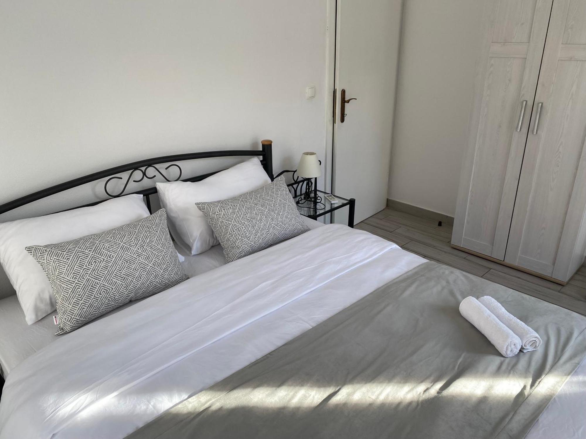 Riva Apartments Villa Thalia - Milna, Brac Milna  Luaran gambar