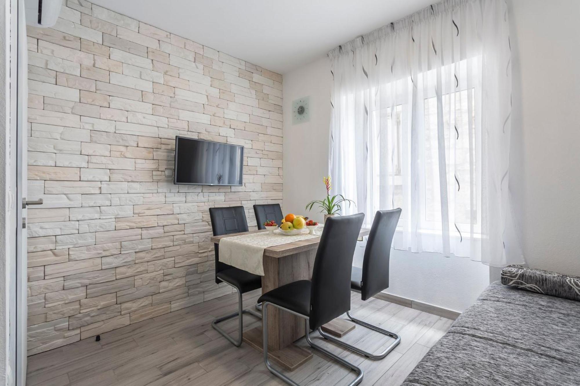 Riva Apartments Villa Thalia - Milna, Brac Milna  Luaran gambar